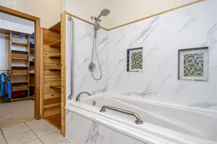 594 NE Newport Heights Dr, Newport, OR 97365 - Photo 14