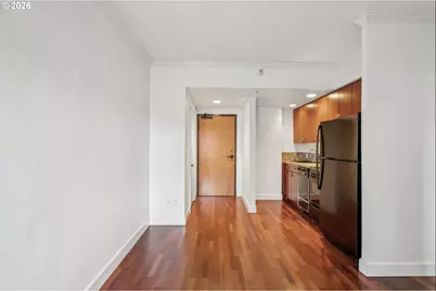 1005 SW Park Ave #703, Portland, OR 97205 - Photo 10