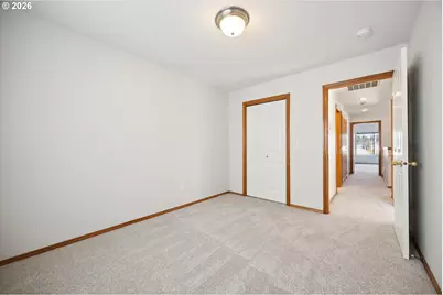 162 Alli Ct, Gladstone, OR 97027 - Photo 18