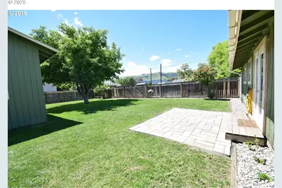 1412 T Ave, La Grande, OR 97850 - Photo 16