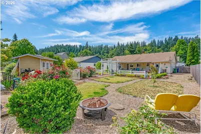 915 Madison St, Silverton, OR 97381 - Photo 42