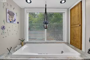 19138 Pilkington Rd, Lake Oswego, OR 97035 - Photo 22