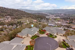 171 NW Rachel Lynn Wy, Roseburg, OR 97471 - Photo 2