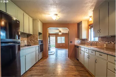 168 Breezy Ln, Roseburg, OR 97470 - Photo 38
