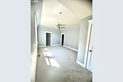 20637 SE Cougar Peak Dr, Bend, OR 97702 - Photo 12