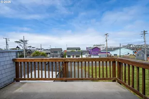 114 S Beacon St, Rockaway Beach, OR 97136 - Photo 30