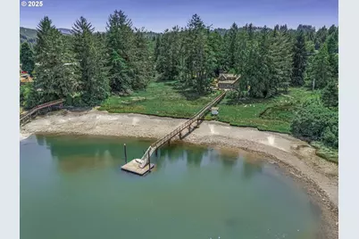 1050 SE Shady Cove Ln, Waldport, OR 97394 - Photo 2