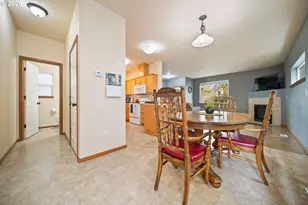 33590 SE Dill Pl, Scappoose, OR 97056 - Photo 12