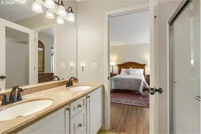 1357 SW Napoleon Pl, Troutdale, OR 97060 - Photo 18
