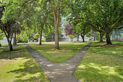 5170 NW Neakahnie Ave #1, Portland, OR 97229 - Photo 28