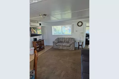 311 NW 58th St, Newport, OR 97365 - Photo 6