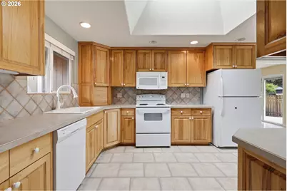20450 SW Deline St, Beaverton, OR 97078 - Photo 2