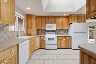 20450 SW Deline St, Beaverton, OR 97078 - Photo 2