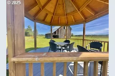 1684 Bz Glenwood Hwy, Glenwood, WA 98619 - Photo 32