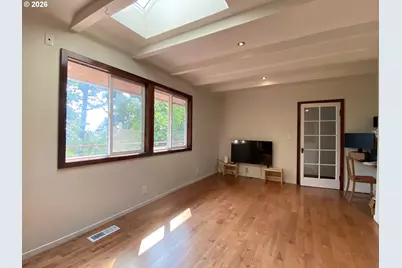 3840 SW Patton Rd, Portland, OR 97221 - Photo 8