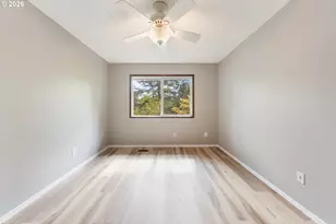 35 Da Vinci St, Lake Oswego, OR 97035 - Photo 38