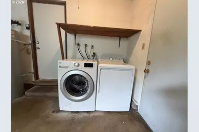 3910 SE 71st Ave, Portland, OR 97206 - Photo 6