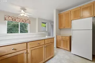 4588 SW 11th St, Gresham, OR 97080 - Photo 8