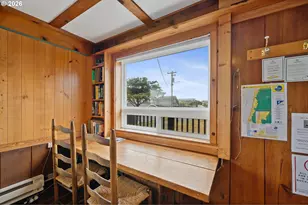 1420 N Pacific Ln, Rockaway Beach, OR 97136 - Photo 12