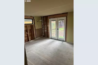 780 E 22nd Ave, Eugene, OR 97405 - Photo 8