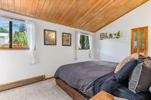 115 NE Riverview Dr, Cascade Locks, OR 97014 - Photo 14
