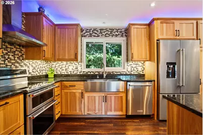 39340 Glover Ct, Sandy, OR 97055 - Photo 10