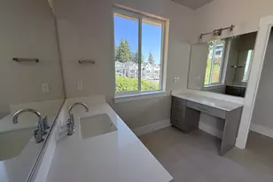 11721 SW Hayrick Ter, Beaverton, OR 97007 - Photo 12