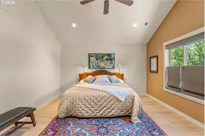 8914 SW Taylors Ferry Rd, Portland, OR 97223 - Photo 30