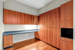 922 NW 11th Ave, Portland, OR 97209 - Photo 10