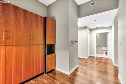 922 NW 11th Ave #307, Portland, OR 97209 - Photo 12