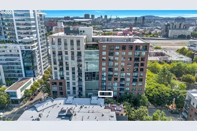 922 NW 11th Ave #307, Portland, OR 97209 - Photo 1