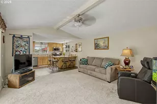 19609 NE Marine Dr, Portland, OR 97230 - Photo 6