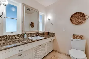 410 Dartmoor Dr, Eugene, OR 97401 - Photo 14