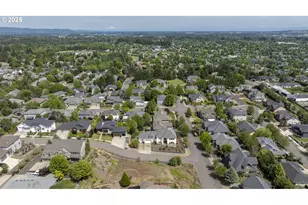 2683 NW Mt Hood, McMinnville, OR 97128 - Photo 14