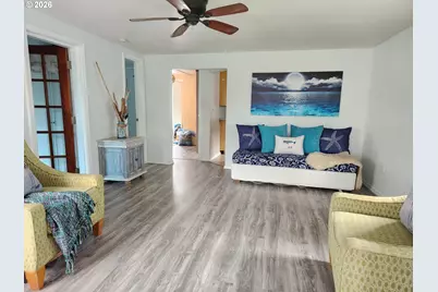 782 Laurel Ave, Reedsport, OR 97467 - Photo 8