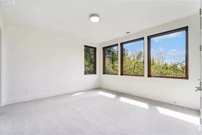 8718 NW Terraceview Ct, Portland, OR 97229 - Photo 28