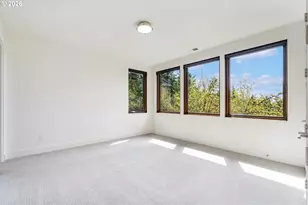 8718 NW Terraceview Ct, Portland, OR 97229 - Photo 28