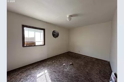 1001 B St, Fossil, OR 97830 - Photo 8