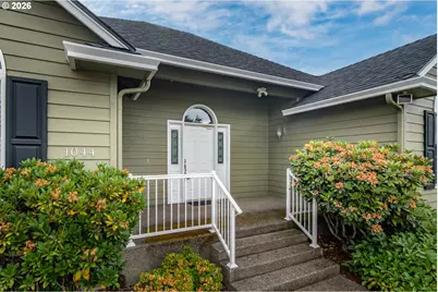 1044 NW Kring St, Roseburg, OR 97471 - Photo 2