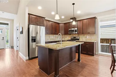2481 SW 41st St, Gresham, OR 97080 - Photo 8