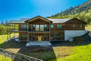 1757 Riddle By Pass Rd, Riddle, OR 97469 - Photo 4