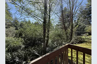 1475 Glenwood Dr, Brookings, OR 97415 - Photo 40