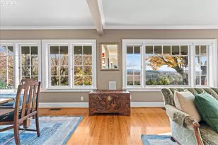 7231 S Laview Dr, Portland, OR 97219 - Photo 10