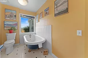 7231 S Laview Dr, Portland, OR 97219 - Photo 28