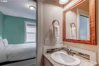 2442 SW Dune Ave, Lincoln City, OR 97367 - Photo 16