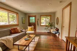 4351 NE 88th Ave, Portland, OR 97220 - Photo 6