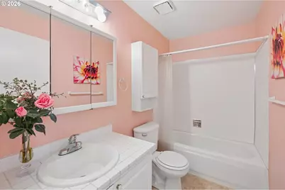 7557 N Edgewater Ave, Portland, OR 97203 - Photo 30