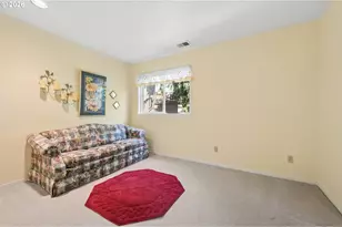 7557 N Edgewater Ave, Portland, OR 97203 - Photo 20