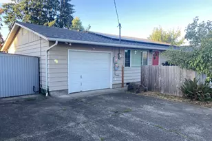 3960 Virginia Ave, Springfield, OR 97478 - Photo 2