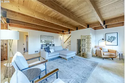 83694 Rio Rd, Florence, OR 97439 - Photo 16